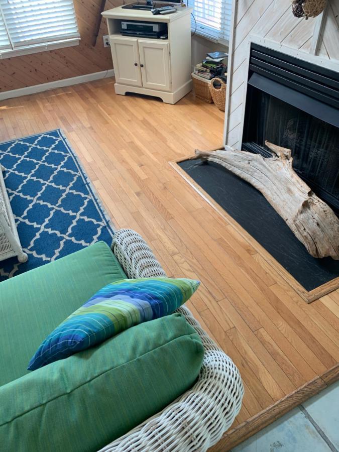Pet-Friendly Coastal Retreat with Pool and Fireplace Nags Head Exterior photo